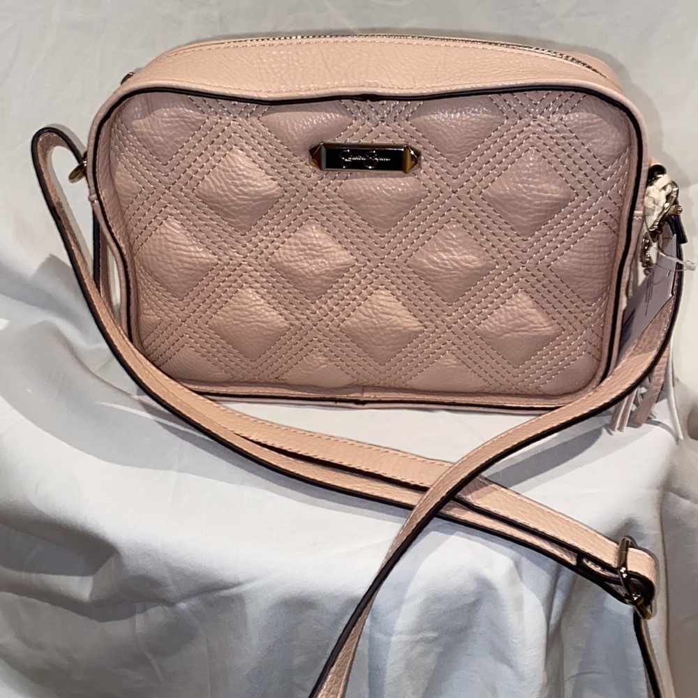 Jessica Simpson Collection | Powder Quilted Sadie Shoulder Bag - Picture 3 of 7